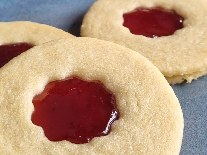 Jammy Dodgers - The Cookie Jar Co.