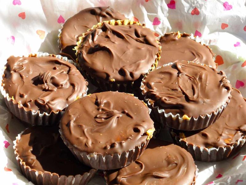 Peanut Butter Cups - The Cookie Jar Co.