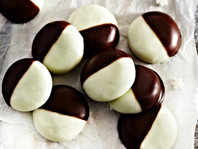 Peppermint Creams - The Cookie Jar Co.